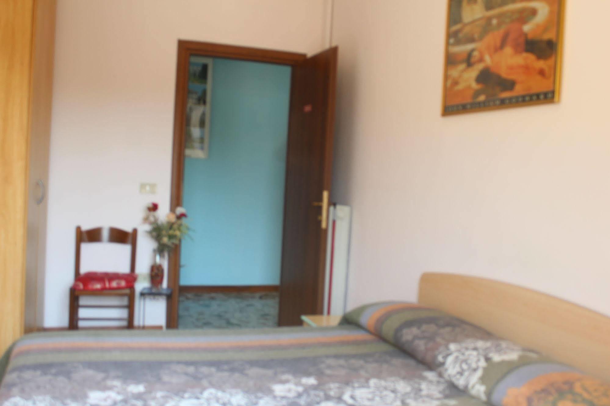 B&B Col Moschin Mestre Buitenkant foto