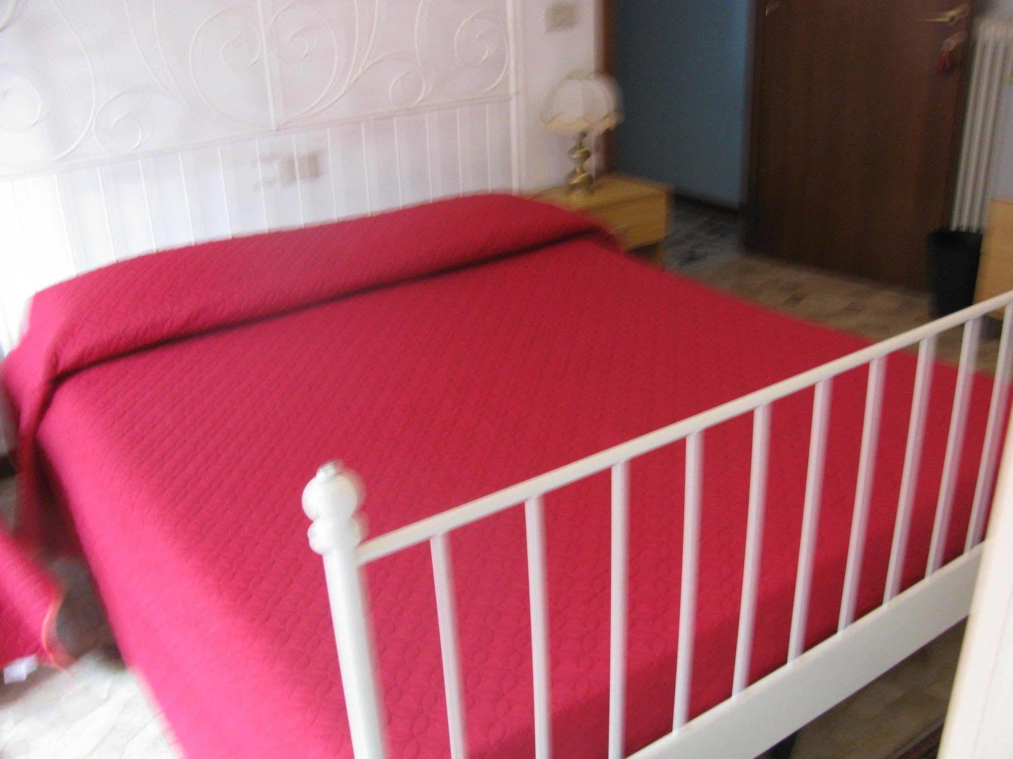 B&B Col Moschin Mestre Buitenkant foto