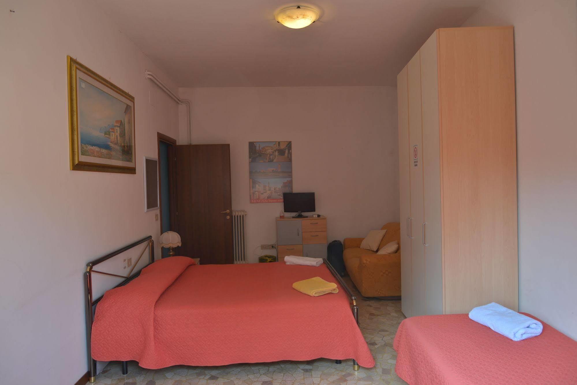 B&B Col Moschin Mestre Buitenkant foto