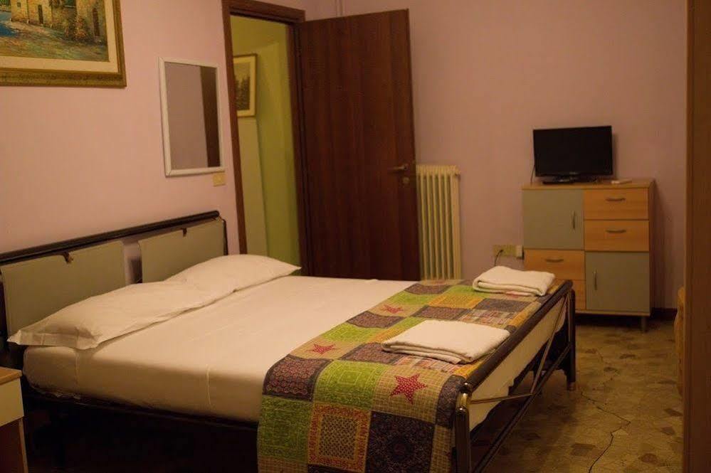 B&B Col Moschin Mestre Buitenkant foto